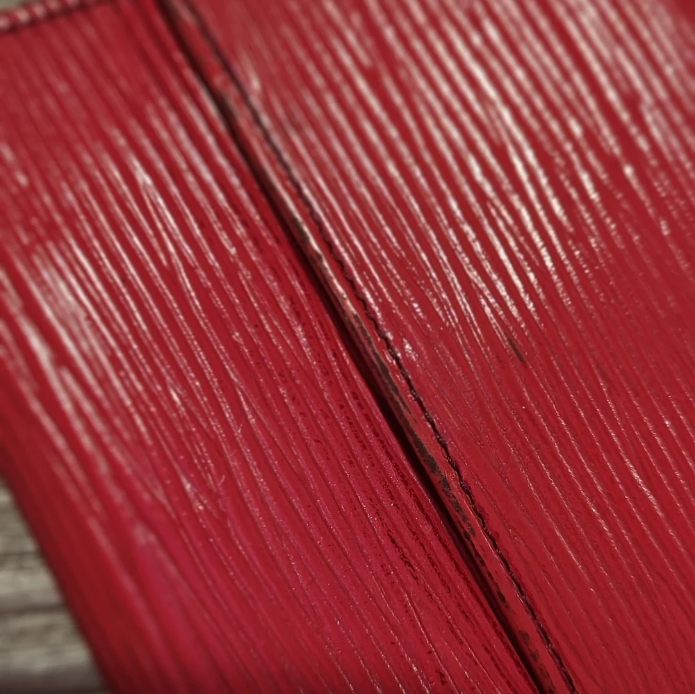 Louis Vuitton Red Epi Leather Elise Wallet